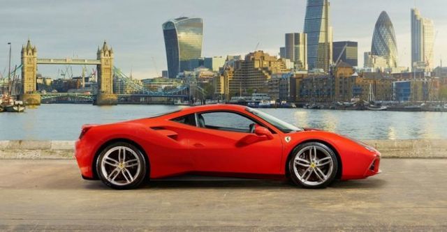 2016 Ferrari 488 GTB V8  第2張相片