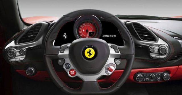 2016 Ferrari 488 GTB V8  第8張相片