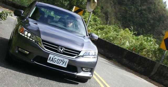 2016 Honda Accord 2.4 VTi Deluxe  第1張相片