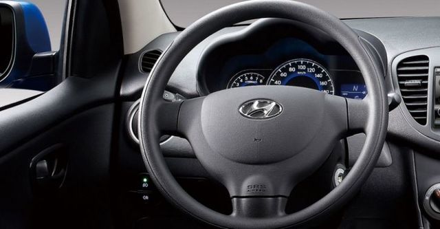 2016 Hyundai i10 手排旗艦款  第7張相片