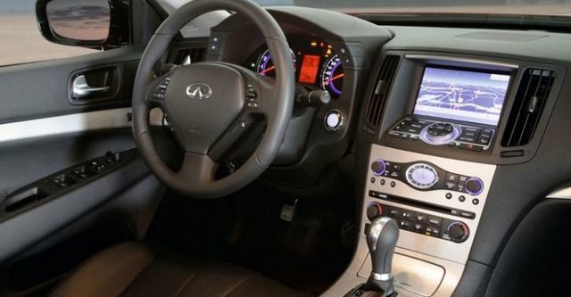 2016 Infiniti Q60 3.7 V6  第9張相片