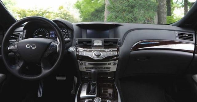 2016 Infiniti Q70 2.5 V6豪華款  第9張相片