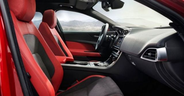 2016 Jaguar XE S  第10張相片