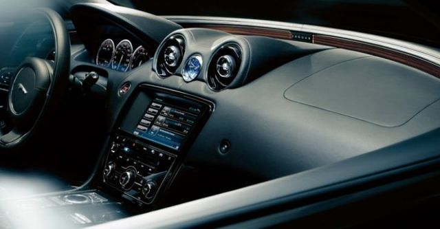 2016 Jaguar XJ L Premium Luxury  第8張相片