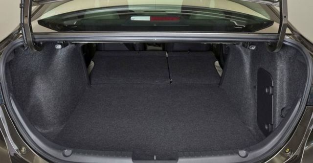 2016 Mazda 3 4D 2.0豪華型  第6張相片