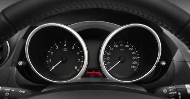 2016 Mazda 5 尊榮型  第8張相片