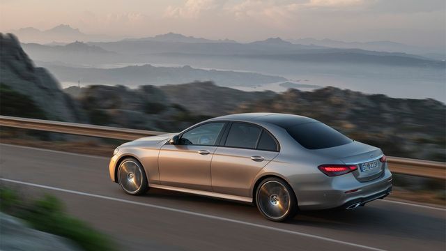2021 M-Benz E-Class Sedan E200 Avantgarde  第3張相片