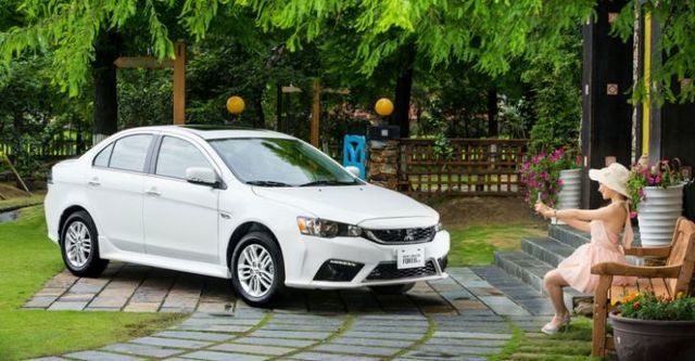 2016 Mitsubishi Lancer Fortis 1.8傳奇型  第4張相片