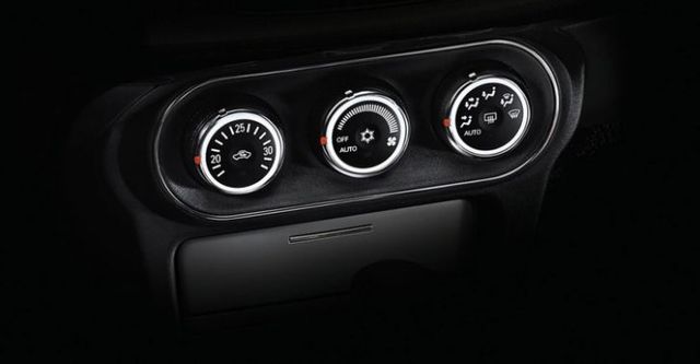 2016 Mitsubishi Lancer Fortis 1.8傳奇型  第8張相片