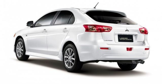 2016 Mitsubishi Lancer Sportback 1.8炫目版享樂型  第2張相片