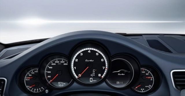 2016 Porsche 911 Turbo Cabriolet  第10張相片