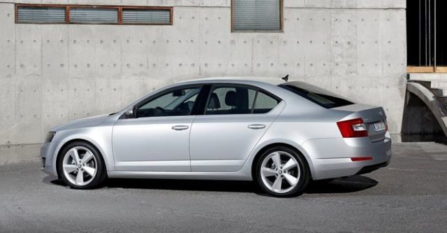 2015 Skoda Octavia Sedan 1.6 TDI Elegance  第4張相片
