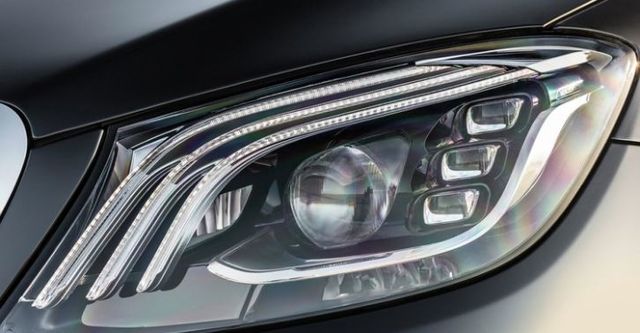 2018 M-Benz S-Class Maybach S560  第7張相片