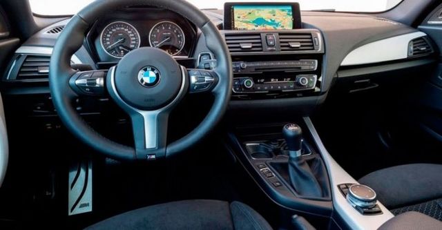 2018 BMW 1-Series M140i Shadow Edition手排版  第8張相片