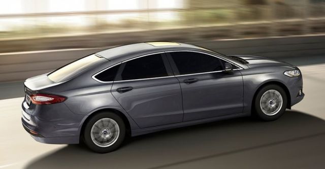 2018 Ford Mondeo EcoBoost 240  第3張相片
