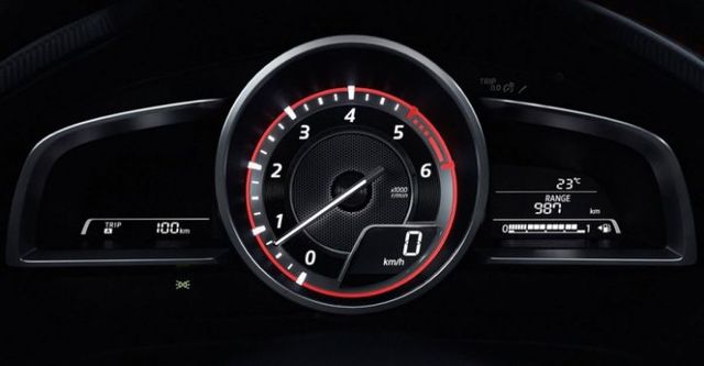 2018 Mazda 3 5D 2.0旗艦型  第7張相片