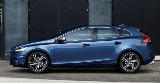 2018 Volvo V40 D4 R-Design  第4張相片