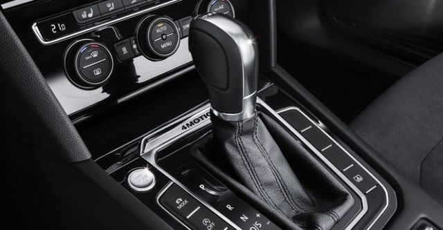 2018 Volkswagen Passat Variant 400 TDI R-Line  第8張相片