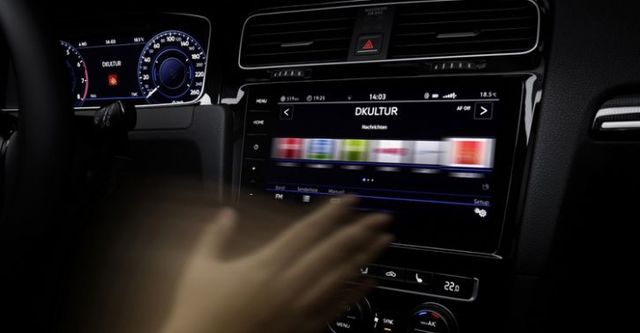 2018 Volkswagen Touran 330 TDI R-Line  第7張相片