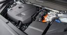 2018 Volvo XC90 T8 R-Design七人座  第8張縮圖