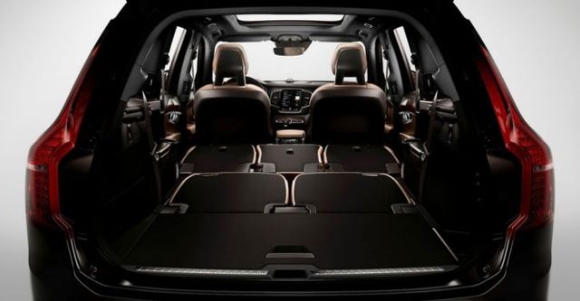 2018 Volvo XC90 T8 R-Design七人座  第9張相片