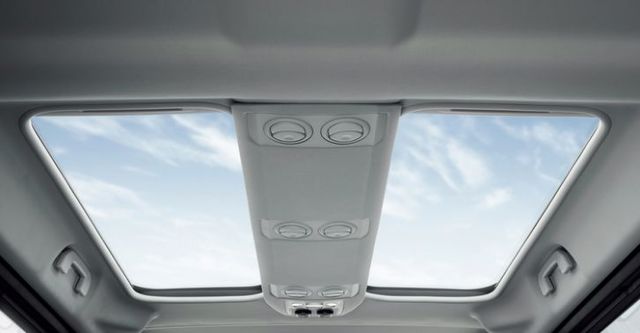 2018 Peugeot Traveller 旗艦版+  第6張相片