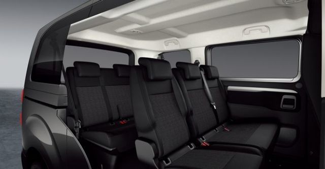 2018 Peugeot Traveller 經典版+  第7張相片