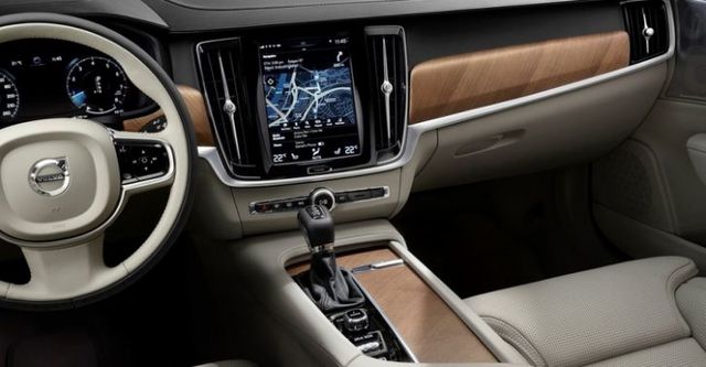 2017 Volvo V90 D4 Inscription  第9張相片