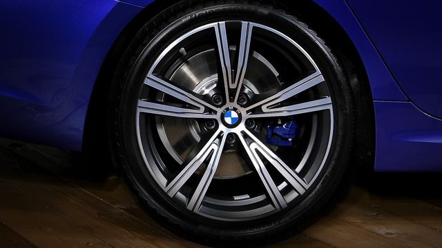 2021 BMW 3-Series Sedan 330i M Sport  第4張相片