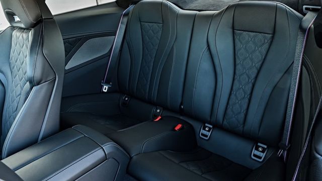 2021 BMW 8-Series M8  第9張相片