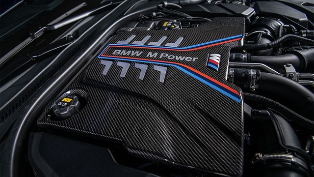 2021 BMW 8-Series M8  第10張相片