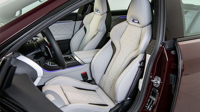 2021 BMW 8-Series Gran Coupe M8  第7張相片