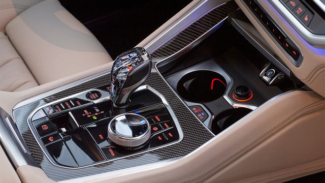 2021 BMW X6 M50i  第6張相片