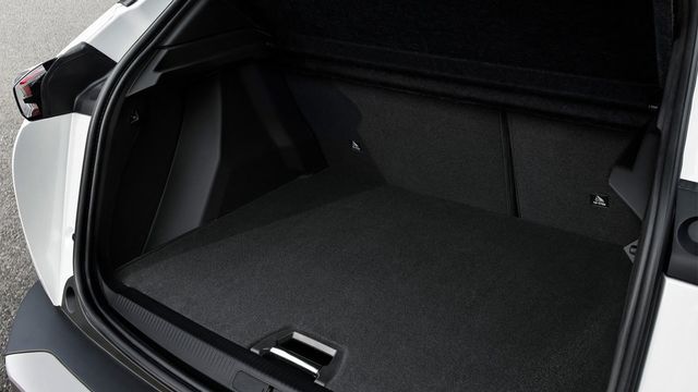 2021 Peugeot 2008 1.2 Active  第9張相片