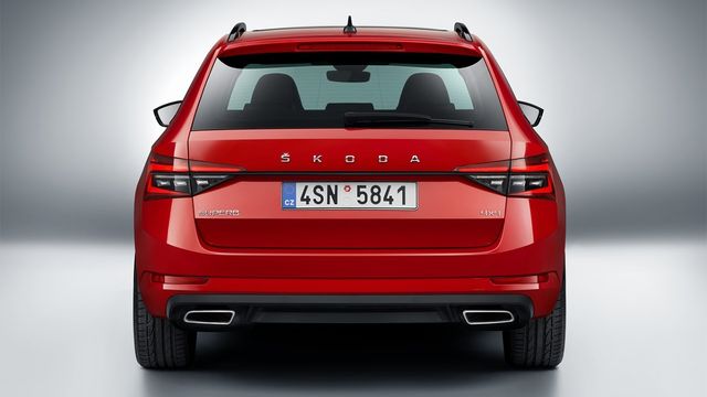 2021 Skoda Superb Combi 2.0 TSI SportPlus 4x4  第4張相片