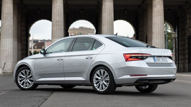 2021 Skoda Superb Sedan 1.5 TSI菁英版  第8張相片