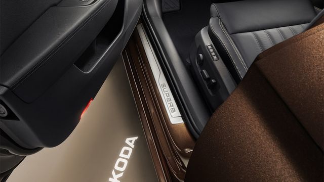 2021 Skoda Superb Sedan 2.0 TSI L&K尊榮動力版  第9張相片