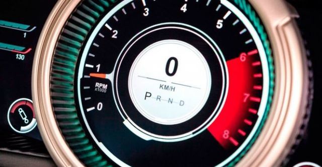 2016 Aston Martin DB11 6.0 V12  第8張相片