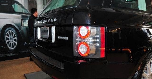2010 Land Rover Range Rover 5.0 V8  第8張相片