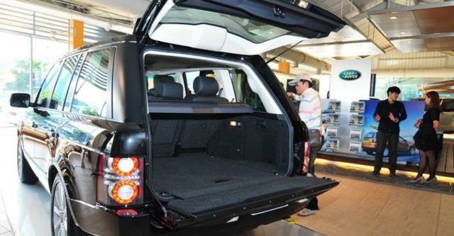 2010 Land Rover Range Rover 5.0 V8  第13張相片