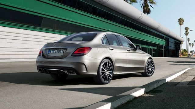 2021 M-Benz C-Class Sedan C180進化版  第2張相片