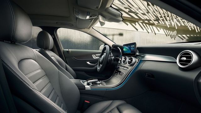 2021 M-Benz C-Class Sedan C300星夜版  第8張相片