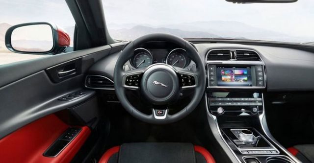 2018 Jaguar XE S  第9張相片