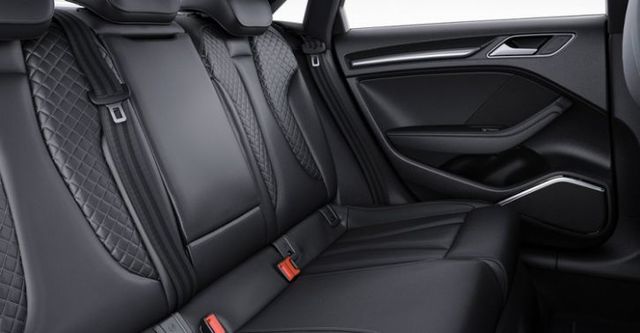 2018 Audi A3 Sedan S3  第7張相片