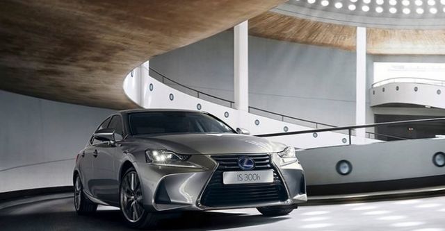 2018 Lexus IS 300頂級Navi版  第2張相片