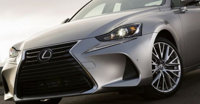 2018 Lexus IS 300頂級Navi版  第4張相片