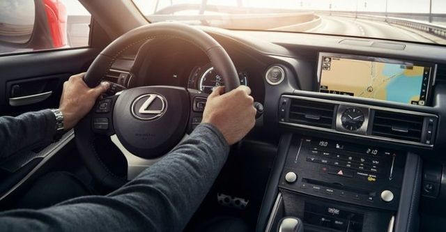 2018 Lexus IS 300頂級Navi版  第5張相片