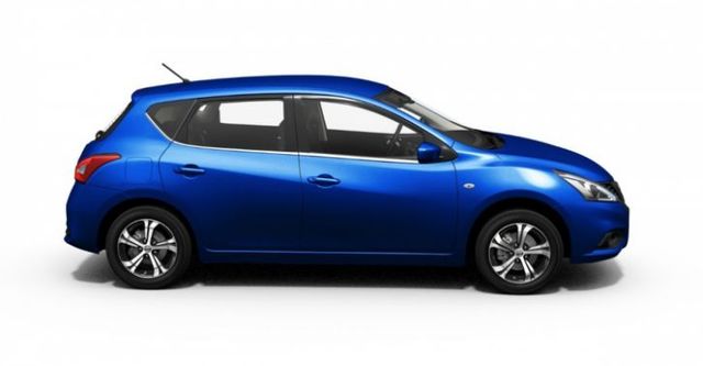 2018 Nissan Tiida 5D 傳奇版  第8張相片
