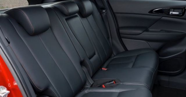 2018 Mitsubishi Eclipse Cross 傳奇型  第8張相片