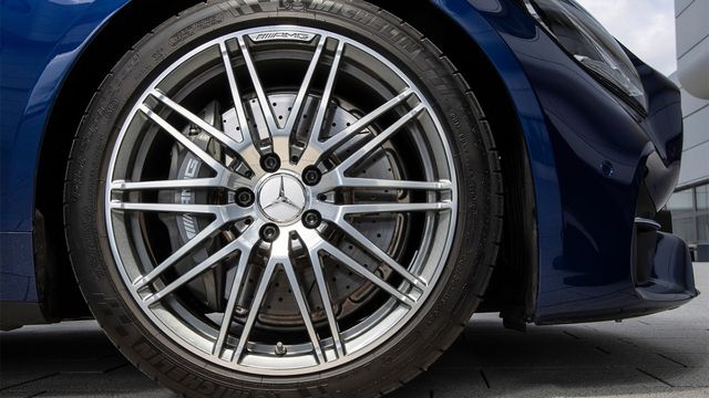2021 M-Benz AMG GT 4.0 V8  第5張相片